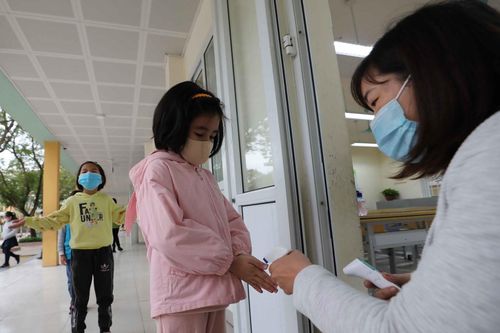 Quảng Ninh: Học sinh, sinh viên Đông Triều trở lại trường vào ngày 8/3