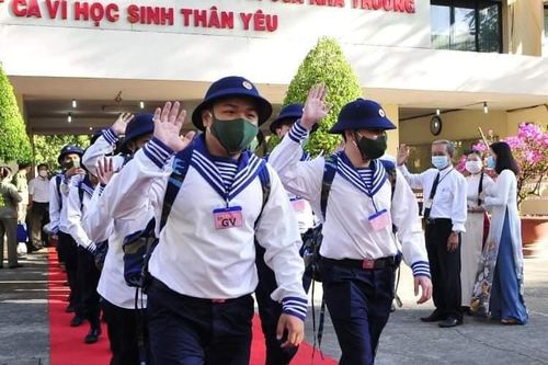 Hơn 4.600 thanh niên thành phố Hồ Chí Minh lên đường nhập ngũ