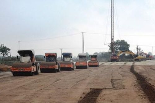 Chuẩn bị khởi công 2 dự án thành phần trên tuyến cao tốc Bắc-Nam