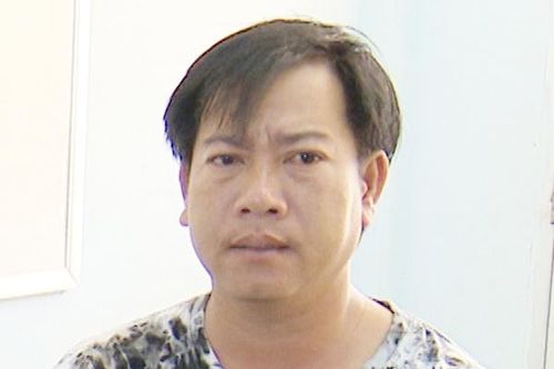Mượn vàng của bạn để đeo rồi bỏ trốn
