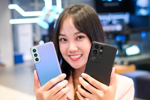 Nhiều mẫu smartphone 5G đang giảm giá tại Việt Nam