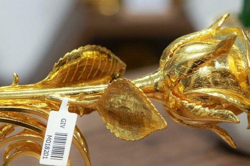Đại gia đất Cảng bạo chi 330 triệu đồng mua hoa hồng làm quà 8/3