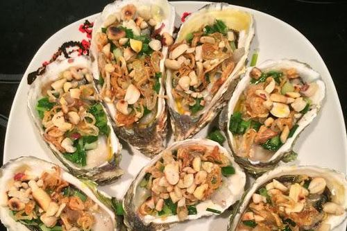 Công thức làm món hàu nướng mỡ hành béo ngậy, thơm nức mũi
