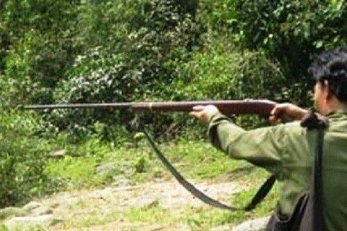 Bắn chết người trong lúc đi săn thú