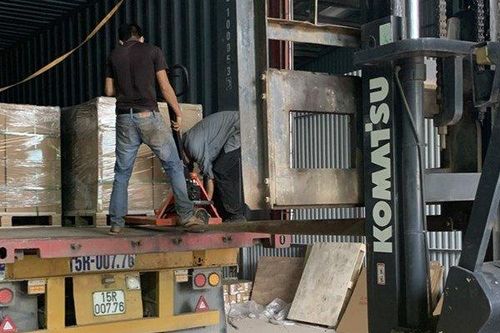 Nhập lậu 6,2 triệu tấm tế bào quang điện trị giá 100 tỷ đồng