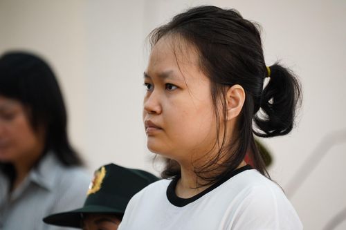 Chủ mưu vụ giết người giấu xác gặp vấn đề sức khỏe, tòa hoãn xử
