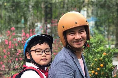 Xuân Bắc 'cạn lời' khi thấy ảnh chân dung con trai vẽ cho mình