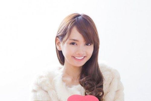 Valentine Trắng là ngày 'vô nghĩa', được tạo ra để 'móc túi tiền' đàn ông?
