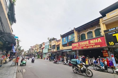 Mặt bằng 'đất vàng' phố cổ Hà Nội giảm giá cho thuê… vẫn ế