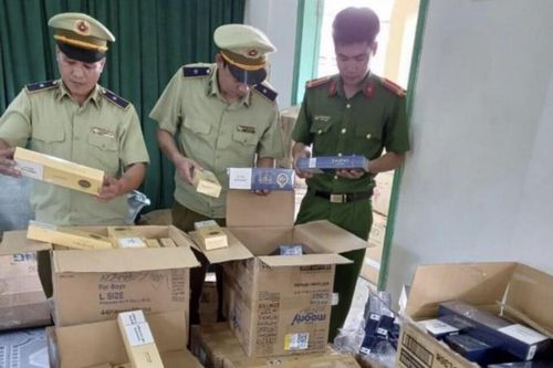Phú Yên: Bắt giữ 10.000 bao thuốc lá 555 nhập lậu