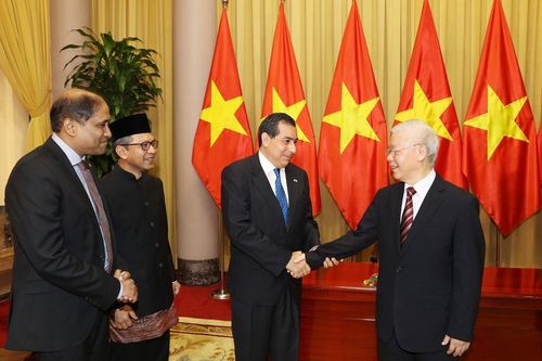Hình ảnh Tổng Bí thư, Chủ tịch nước tiếp các Đại sứ trình Quốc thư