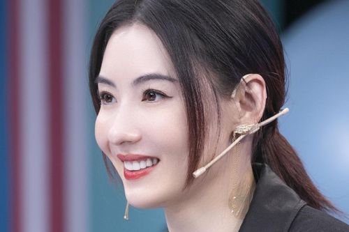 Trương Bá Chi phủ nhận mang thai lần 4