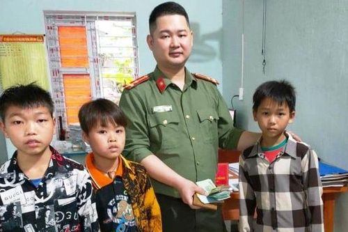 Hà Giang: Học sinh nhặt được hơn 11 triệu đồng trả lại người đánh rơi