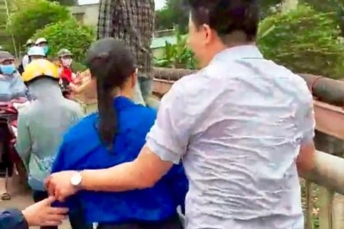 Tài xế taxi Mai Linh Thanh Hóa dũng cảm nhảy xuống sông cứu người