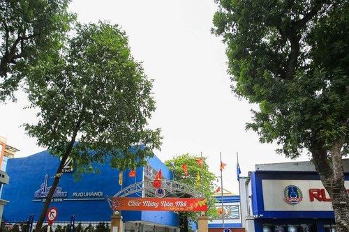 Ông chủ Vodka Hà Nội ngập trong thua lỗ dù nắm nhiều 'đất vàng'