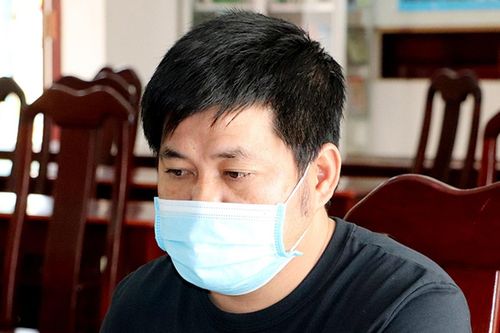 Trung úy biên phòng bị nhóm buôn lậu khống chế