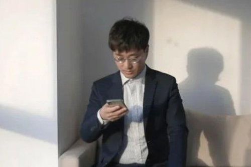 Người đàn ông kiếm bộn tiền nhờ chuyên trị 'tiểu tam'