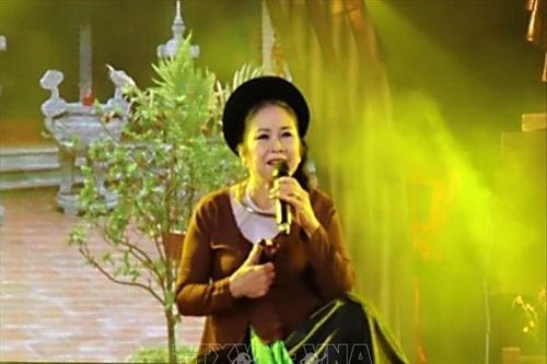 Giữ mãi 'ngọn lửa' tình yêu với nghệ thuật hát xẩm