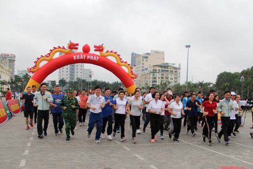 Phát động 'Toàn dân rèn luyện thân thể theo gương Bác Hồ vĩ đại', Ngày chạy Olympic 'Vì sức khỏe toàn dân' và Giải việt dã TP Thanh Hóa 2021