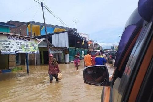 Indonesia: Lũ quét khiến 23 người thiệt mạng, thời tiết tiếp tục diễn biến xấu