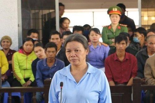 13 năm tù cho người phụ nữ đánh 'chồng hờ' tử vong