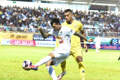 Mưa bàn thắng trên sân Pleiku, Hoàng Anh Gia Lai thắng nghẹt thở