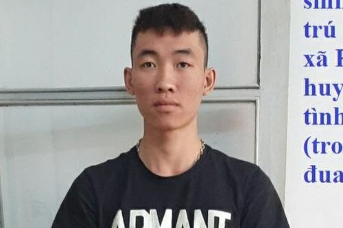 Thuê ô tô chở 'quái xế' từ Bình Định vào Phú Yên để đua xe