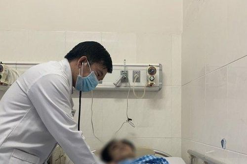 Phẫu thuật thành công ca ngực lõm hiếm gặp cho nam thanh niên