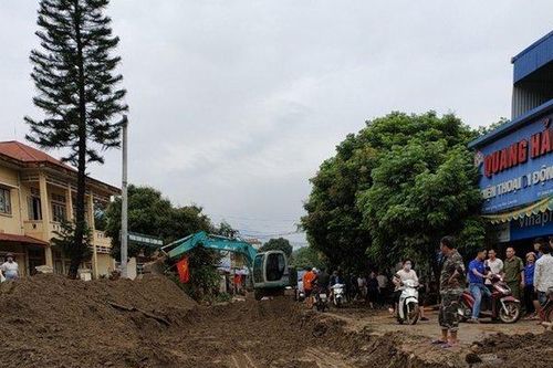 Lào Cai: Mưa lũ cuốn trôi 3 người, hàng chục ngôi nhà bị hư hỏng