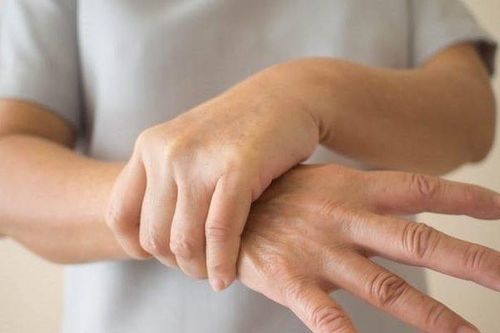 Thấy cơ thể có những thay đổi này cẩn thận mắc Parkinson mà không biết