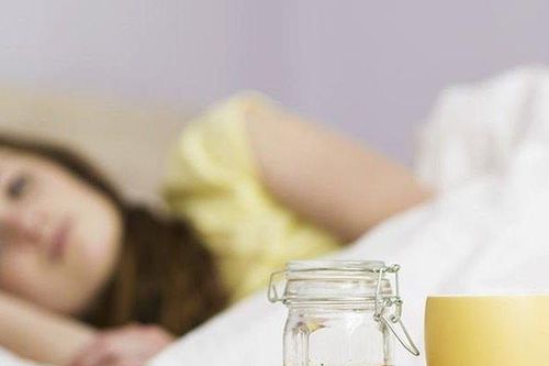 Nếu muốn ngủ ngon thì thường xuyên uống loại nước này vào buổi tối