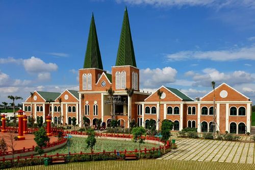 Hệ thống cáp treo lên đỉnh núi Sam chính thức hoạt động vào ngày Giỗ tổ Hùng Vương