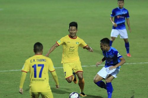 Thấy gì từ trận thua của Sông Lam Nghệ An trước Phố Hiến?