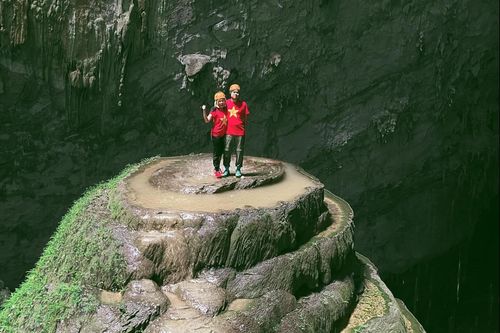 4 ngày 3 đêm chinh phục hang Sơn Đoòng