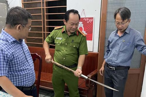 ' Anh hùng' quần tụ