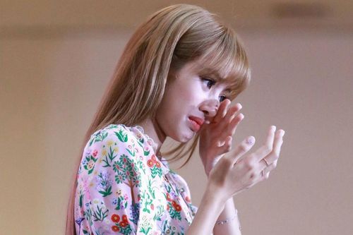 Kpop kêu cứu