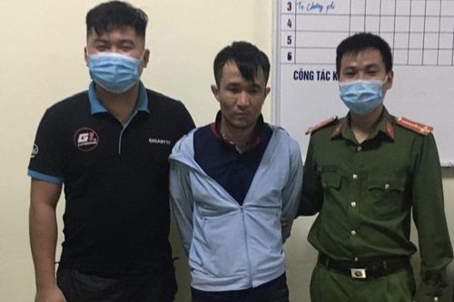 Bắt đối tượng truy nã khi tuyên truyền phòng, chống dịch Covid-19