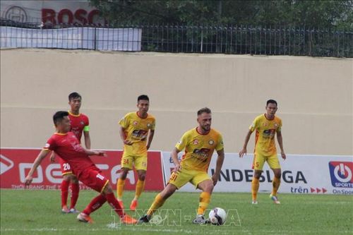 Đông Á Thanh Hóa thắng sát nút 1-0 trước Sông Lam Nghệ An