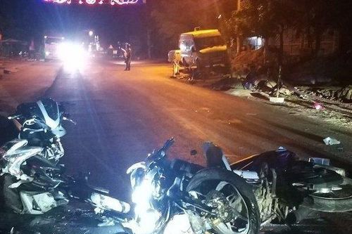 Chưa có bằng lái, nam thanh niên phóng xe tốc độ cao gây tai nạn khiến 4 người thương vong