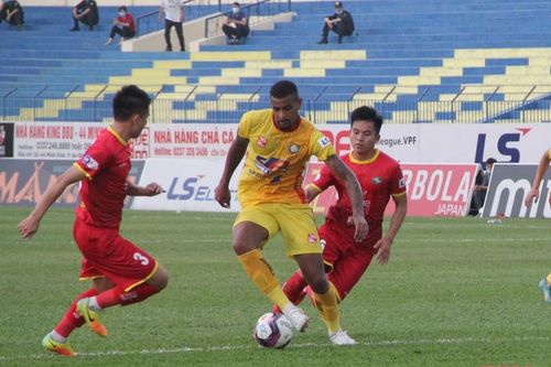Giành chiến thắng trong trận derby Bắc Trung Bộ, Đông Á Thanh Hóa vươn lên vị trí thứ 5