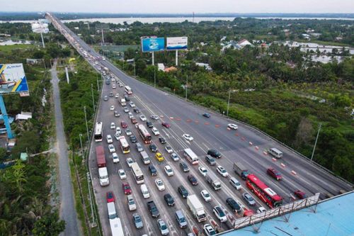 170 xe máy cố tình đi vào cao tốc TP Hồ Chí Minh - Long Thành - Dầu Giây