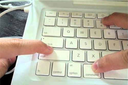 Những phím tắt 'thần thánh' trên máy tính dù là ai cũng nên biết để thao tác dễ dàng hơn