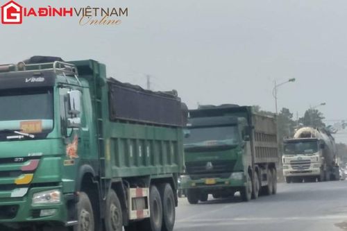 Ám ảnh ra đường vì xe quá tải 'tung hoành' tại huyện Chương Mỹ - Hà Nội