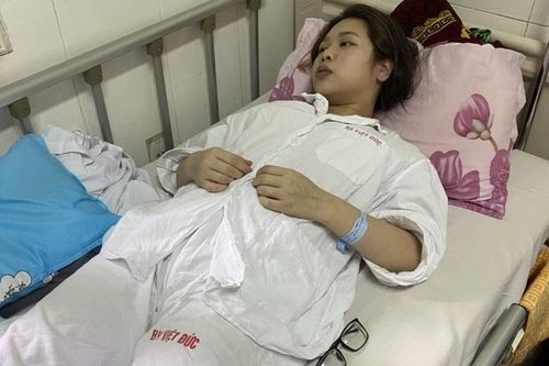 Xót thương nữ sinh mồ côi cha, nhà quá nghèo không có tiền chữa bệnh
