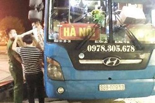 Liên tiếp phát hiện các vụ vận chuyển hàng hóa, lâm sản trái phép