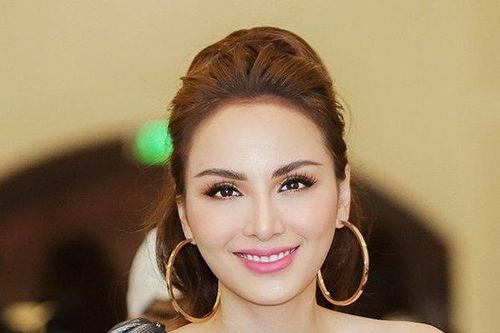 HH Diễm Hương: Kinh doanh bị lừa tiền tỷ, từng muốn tự tử vì thị phi