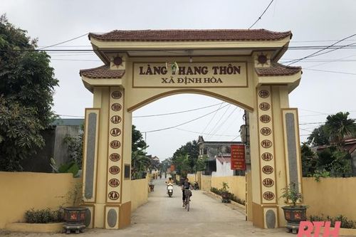 Đảng bộ xã Định Hòa phát huy vai trò lãnh đạo trong phát triển kinh tế, xây dựng nông thôn mới nâng cao