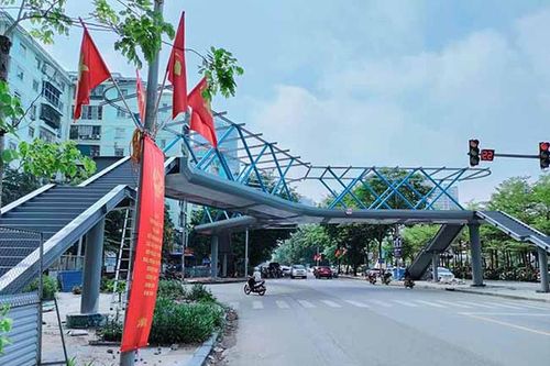 Chiêm ngưỡng cây cầu chữ Y độc nhất Hà Nội