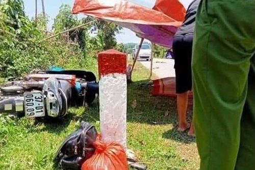 Đâm vào cọc tiêu bên đường, nam thanh niên tử vong