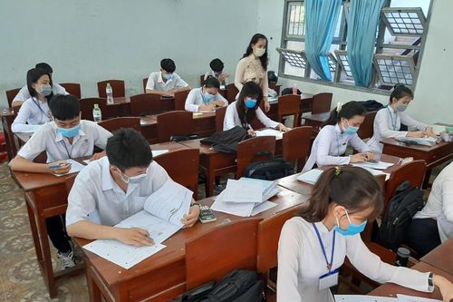 Học sinh Cà Mau ngừng đến trường sau ngày 14/5